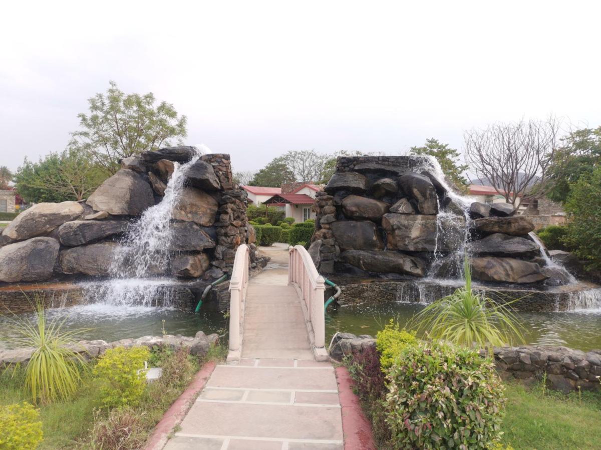 Tehla Astroport Sariska Treetop By Eight Continents מראה חיצוני תמונה